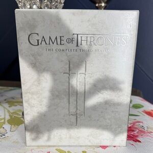 Game of Thrones: The Complete Third Season- White